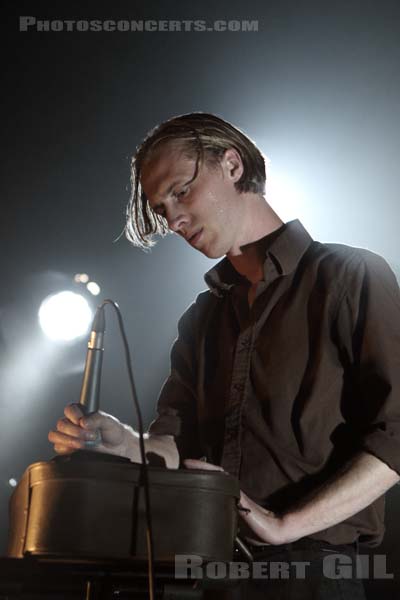 EAGULLS - 2016-09-21 - PARIS - Cafe de la Danse - 